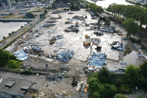 Halles-des-foires-demolition